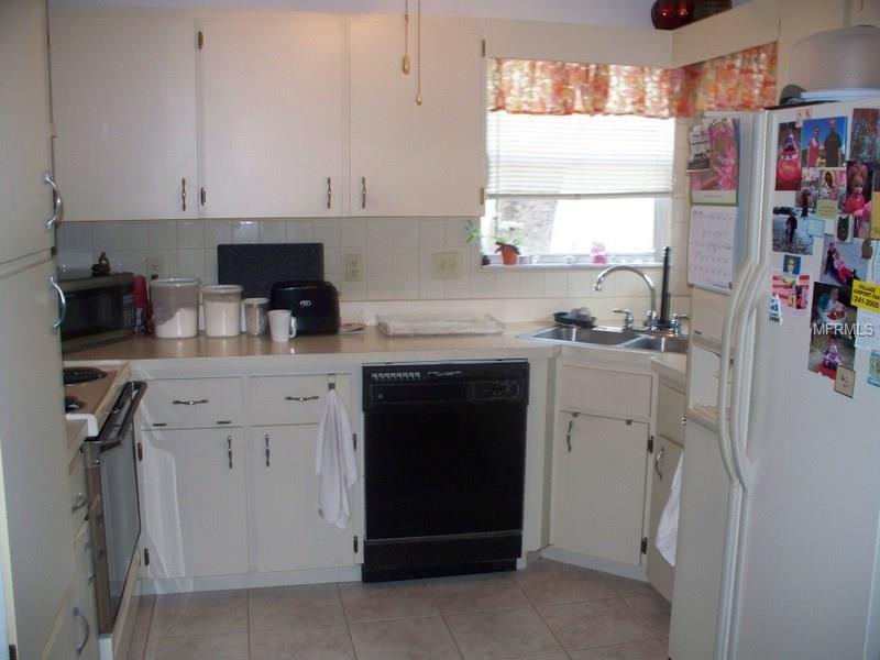 32607Oak Park Dr, Leesburg, FL 34748