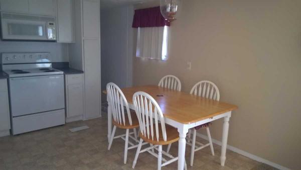Leesburg Lakeshore Mobile Home Park1208 N LEE STREET #158Leesburg, FL 34748