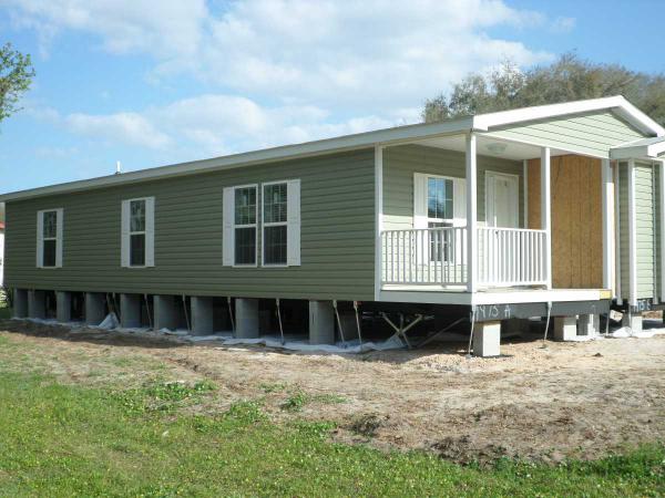 Lake Harris Landing Mobile Home Park2678 MAIN STREETLeesburg, FL 34748