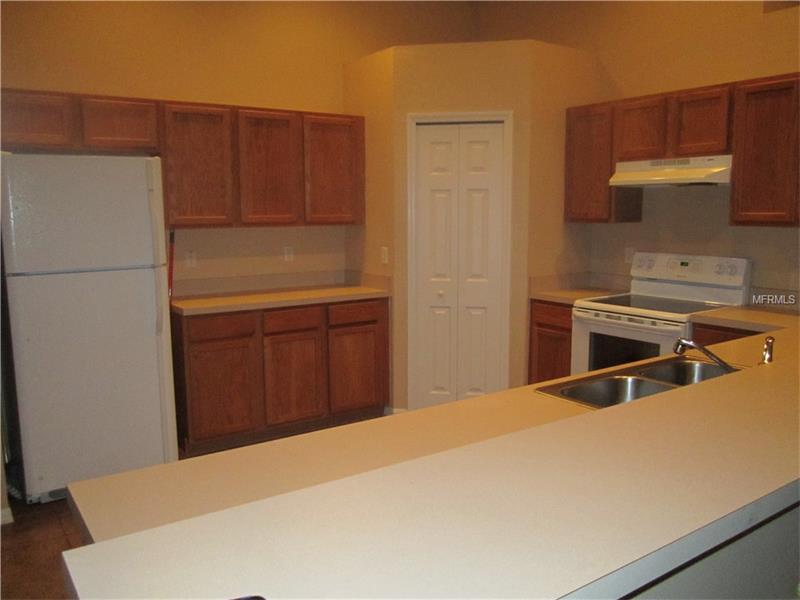 820 MOUNTBATTEN LANE, Kissimmee, FL 34758