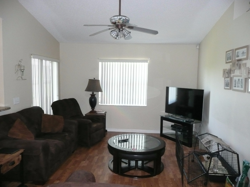 311 Edgewood Ct, Kissimmee, FL 34759