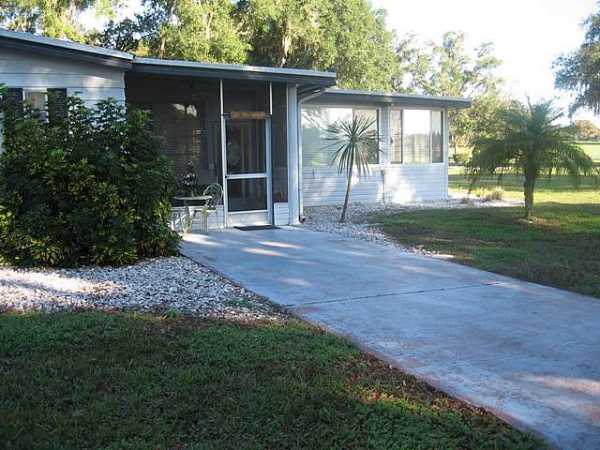 Continental Country Club 95 North BobWhite RoadWildwood, FL 34785
