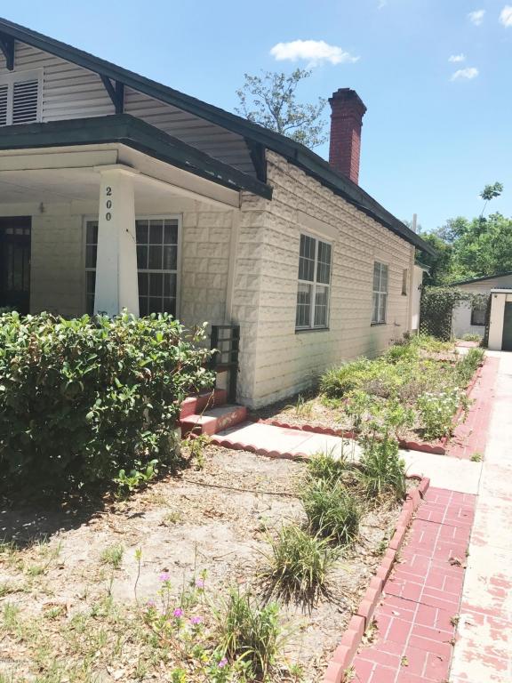 200 S Old Wire Road, Wildwood, FL 34785