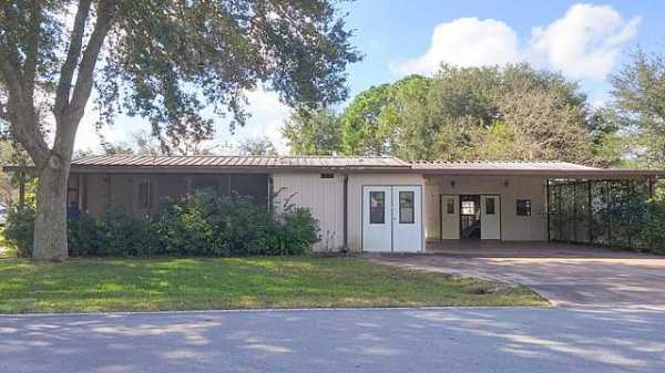 Continental Country Club 5 North Bobwhite RoadWildwood, FL 34785