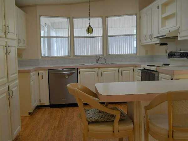 Lakes at Leesburg106 Buccaneer DriveLeesburg, FL 34788