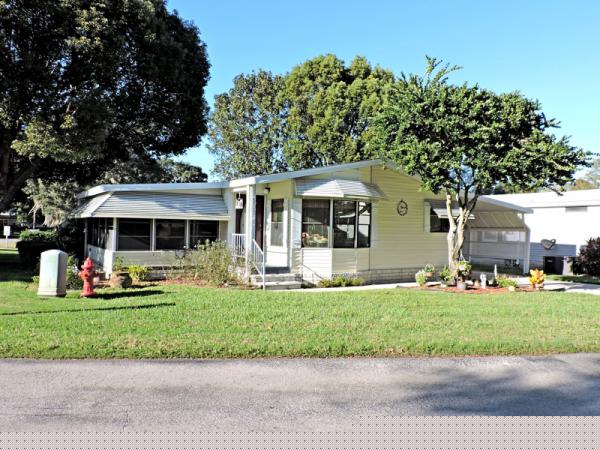 Lakes at Leesburg175 Buccaneer Dr.Leesburg, FL 34788