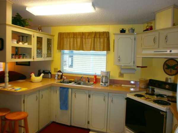 Lake Griffin Harbor33229 SEASHELL LANELeesburg, FL 34788