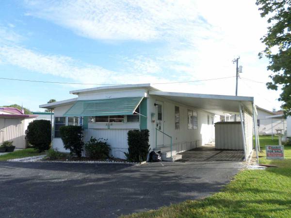 Lakeside Village2704 MAIN STREETLeesburg, FL 34788