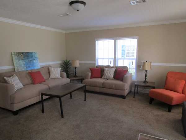 Mid Florida Lakes105 Park LaneLeesburg, FL 34788