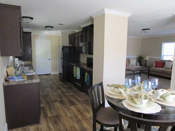 Mid Florida Lakes105 Park LaneLeesburg, FL 34788