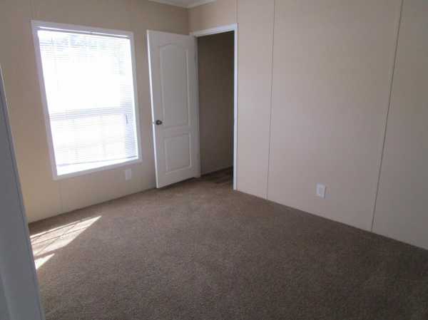 Mid Florida Lakes105 Lakeview DriveLeesburg, FL 34788