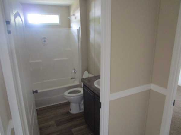Mid Florida Lakes129 Poinsettia DriveLeesburg, FL 34788
