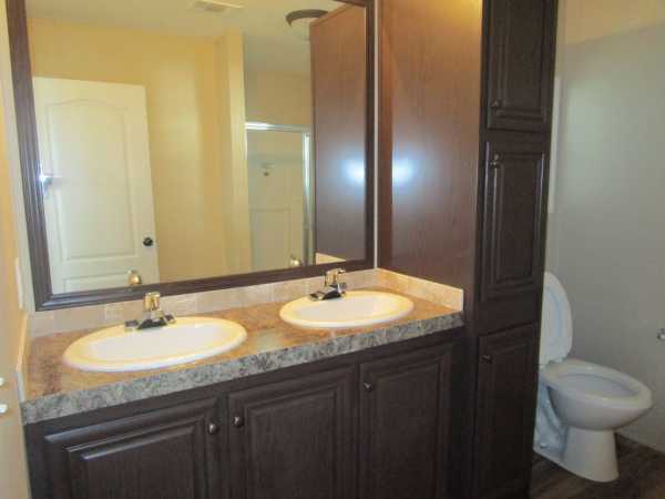 Mid Florida Lakes103 Spruce LaneLeesburg, FL 34788