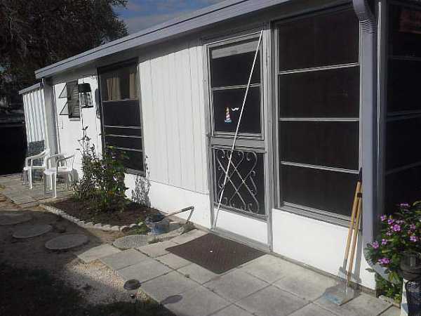 Shady Oaks Mobile Park 34700 South Haines Creek RoadLeesburg, FL 34788