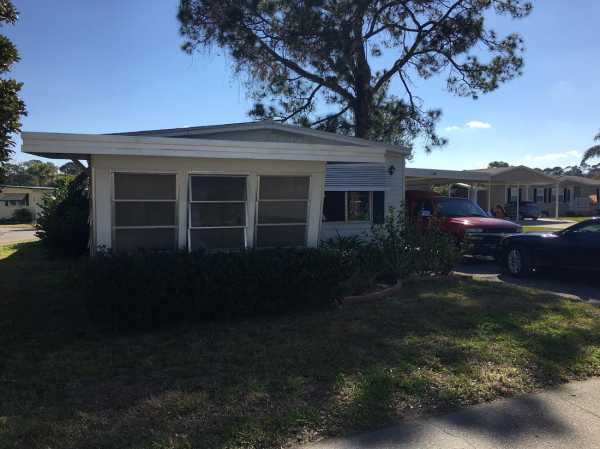 Mid Florida Lakes116 Sterling WayLeesburg, FL 34788