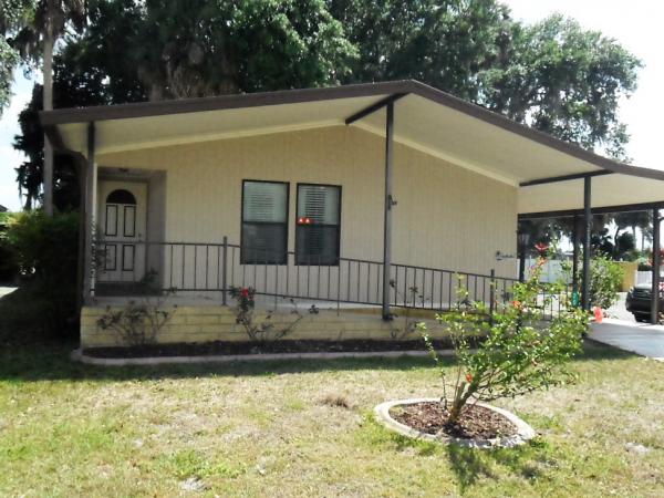 Lakeside Village2299 LAKESIDE DRIVELeesburg, FL 34788