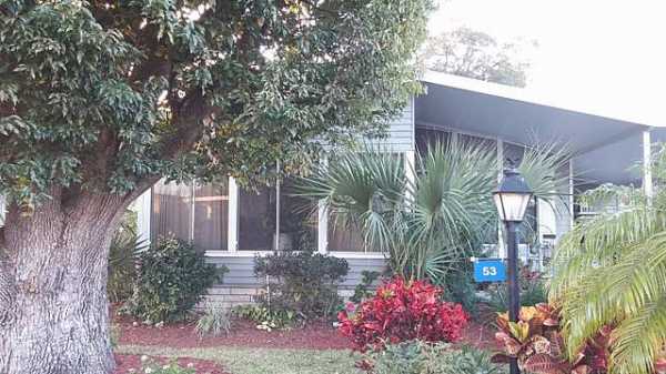 Lakes at Leesburg53 Bayberry DriveLeesburg, FL 34788