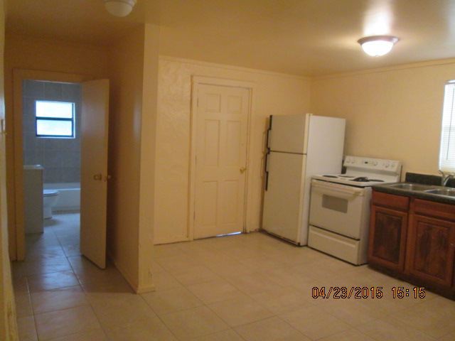 806 25th St A, Fort Pierce, FL 34946