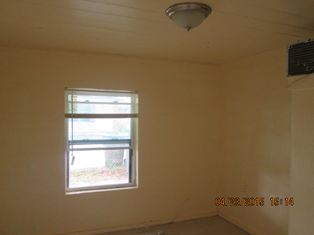 806 25th St A, Fort Pierce, FL 34946