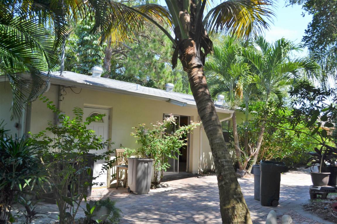 2621 Seneca Avenue, Fort Pierce, FL 34946