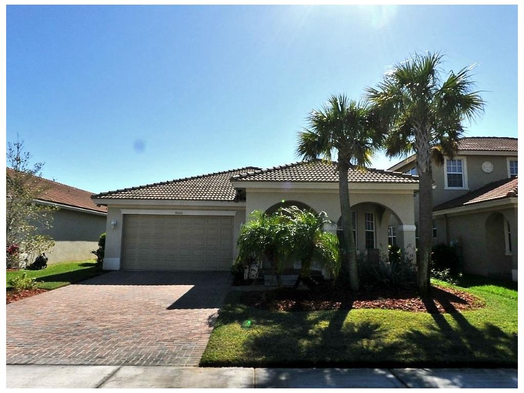 4205 Aberfoyl Ave, Fort Pierce, FL 34947
