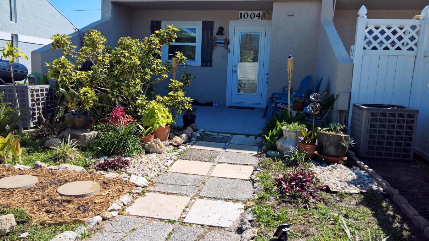 1004 Shorewinds Drive, Fort Pierce, FL 34949