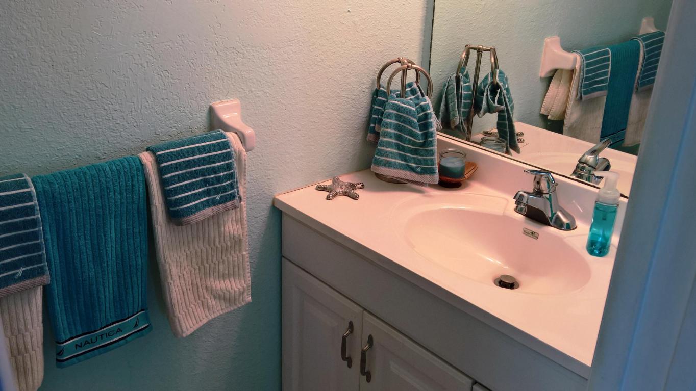 1004 Shorewinds Drive, Fort Pierce, FL 34949
