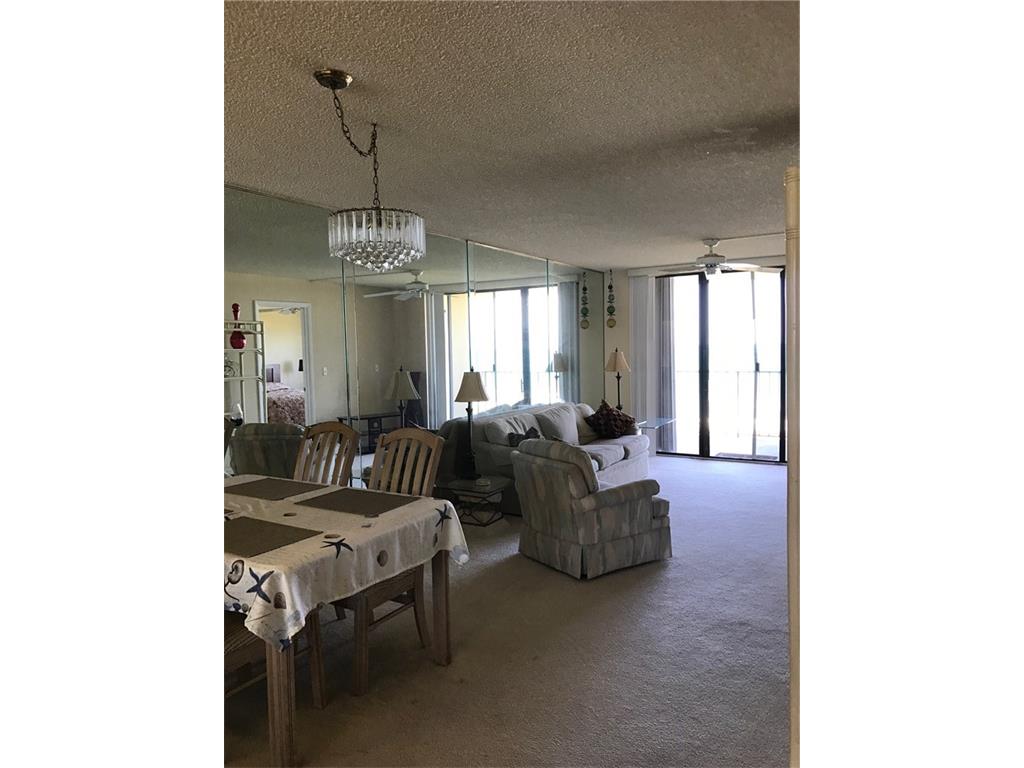 4200 N A1a, North Hutchinson Island, FL 34949