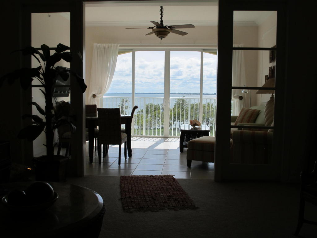 27 Harbour Isle Drive W, Fort Pierce, FL 34949