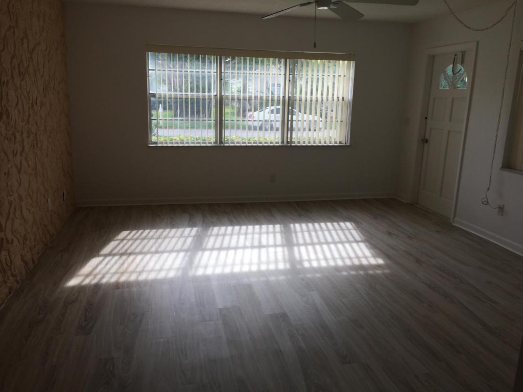 1115 Hernando Street, Fort Pierce, FL 34950
