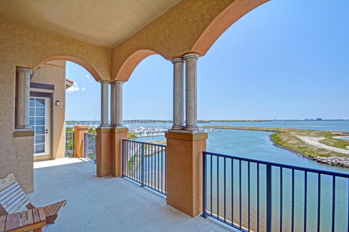 20 Orange Avenue, Fort Pierce, FL 34950