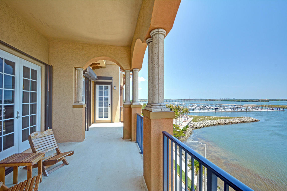 20 Orange Avenue, Fort Pierce, FL 34950