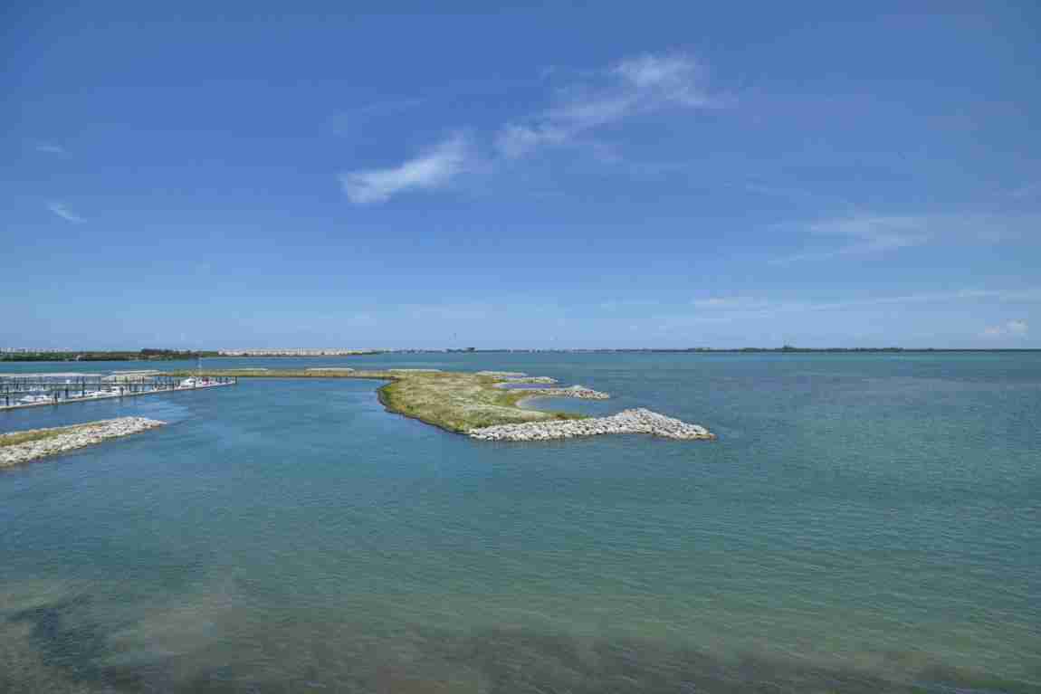 20 Orange Avenue, Fort Pierce, FL 34950