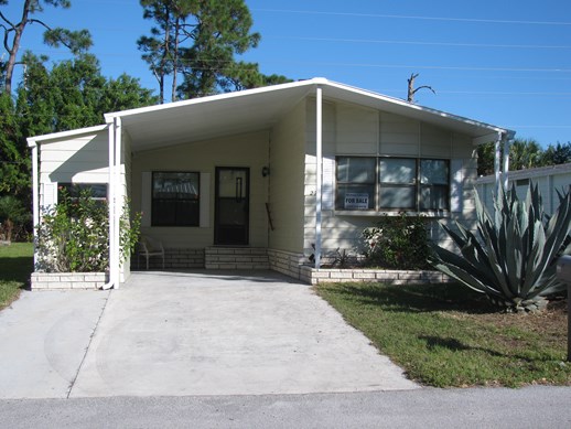 Spanish Lakes Country Club27 La Puerte del NorteFort Pierce, FL 34951