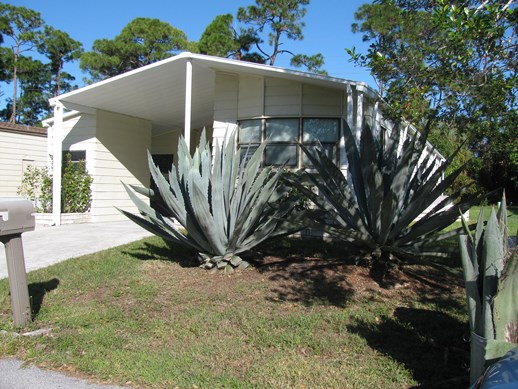 Spanish Lakes Country Club27 La Puerte del NorteFort Pierce, FL 34951