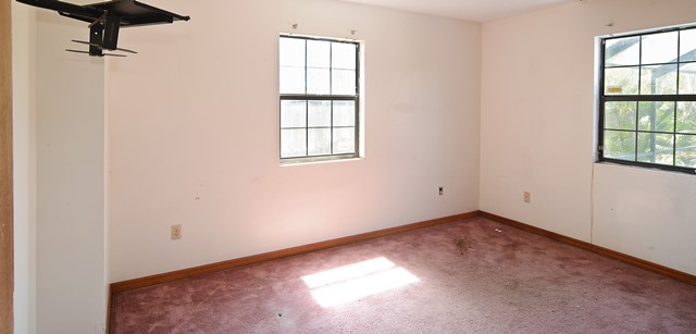 8305 Pensacola Rd, Fort Pierce, FL 34951