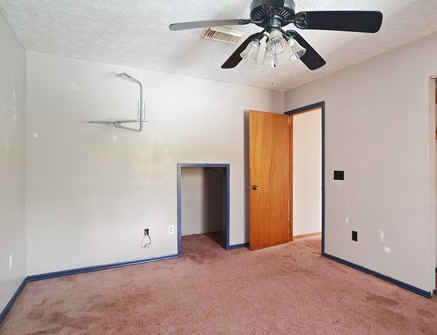 8305 Pensacola Rd, Fort Pierce, FL 34951