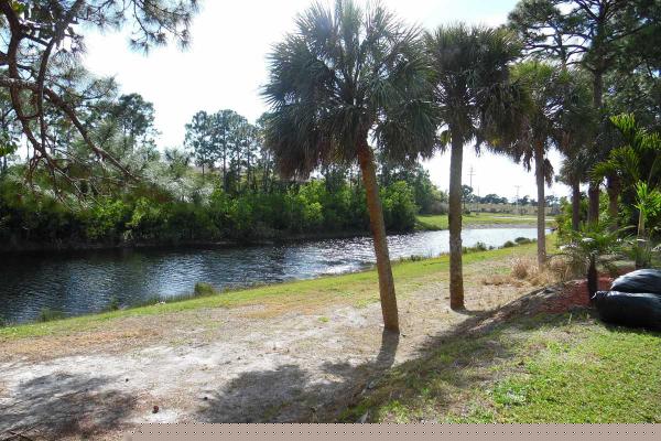 Spanish Lakes Golf Village 19 La Costa LnPort Saint Lucie, FL 34952