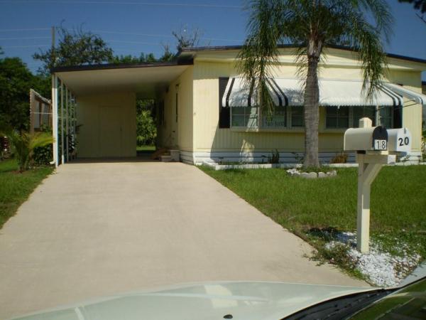 Spanish Lakes Riverfront18 Cozumel LnPort Saint Lucie, FL 34952