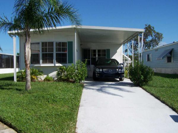 Spanish Lakes Golf Village 10 La Paloma LnPort Saint Lucie, FL 34952