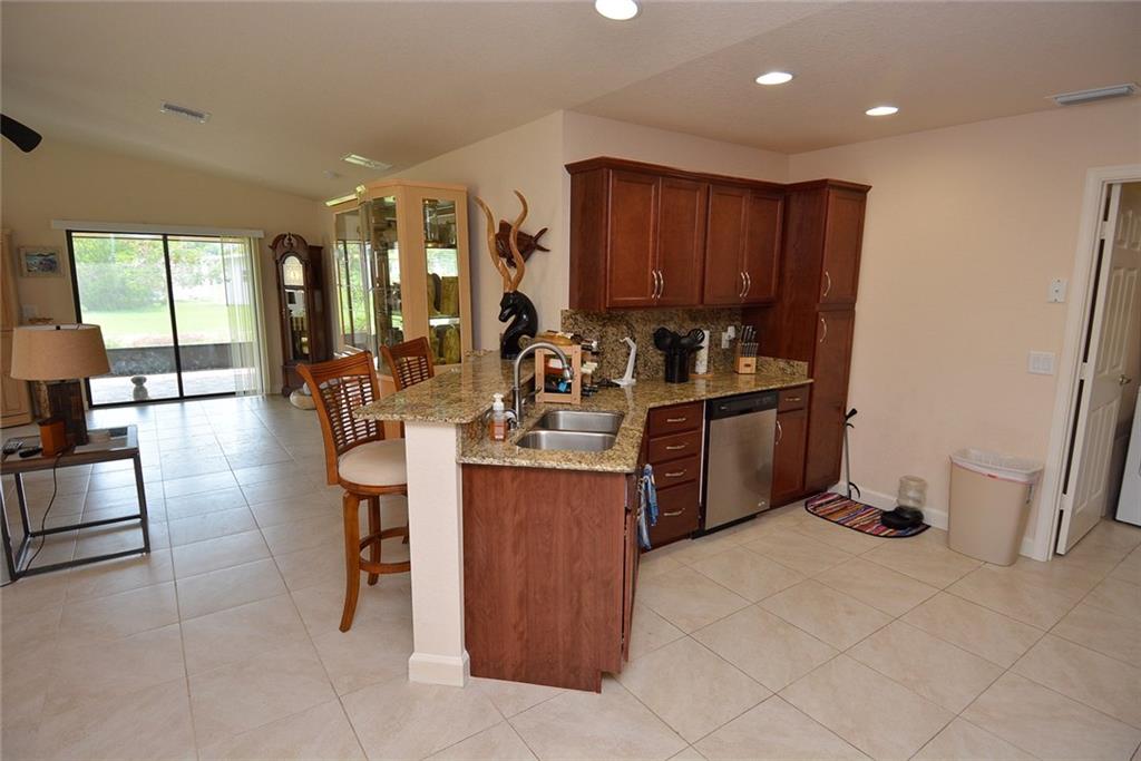 34 Silver Oak Drive, Port Saint Lucie, FL 34952