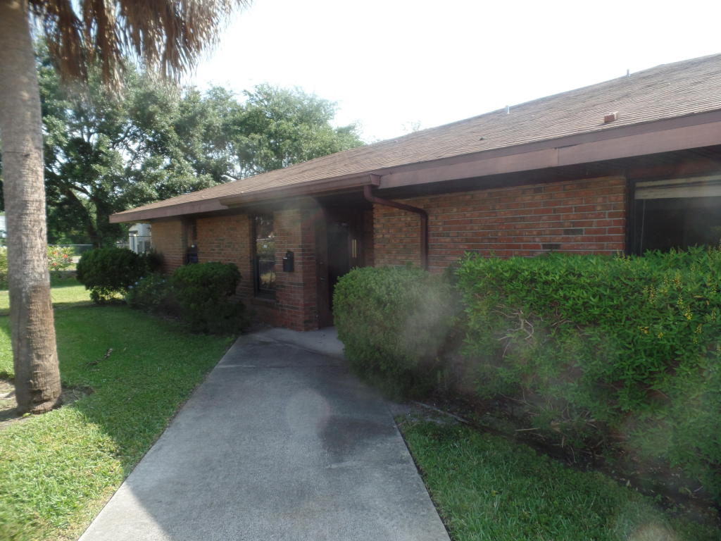 10694 S Us Highway 1, Port Saint Lucie, FL 34952