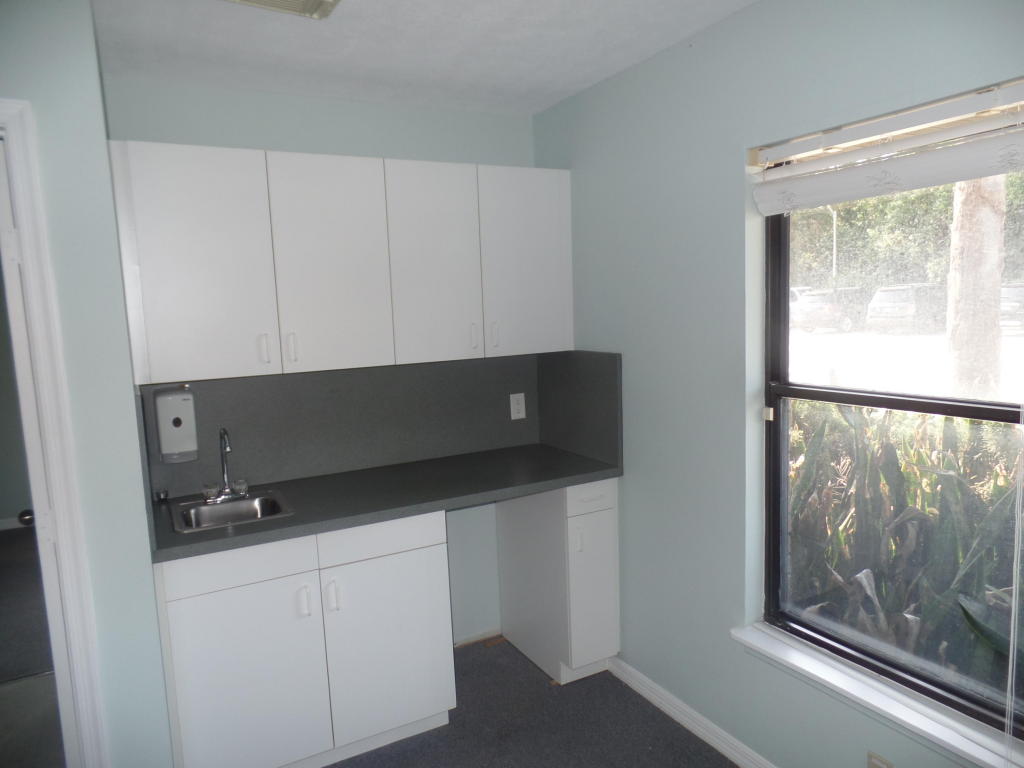 10694 S Us Highway 1, Port Saint Lucie, FL 34952