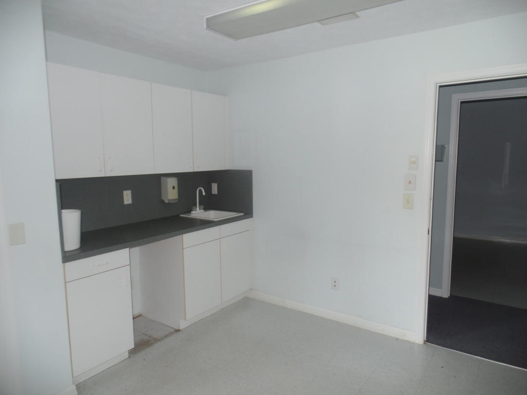10694 S Us Highway 1, Port Saint Lucie, FL 34952
