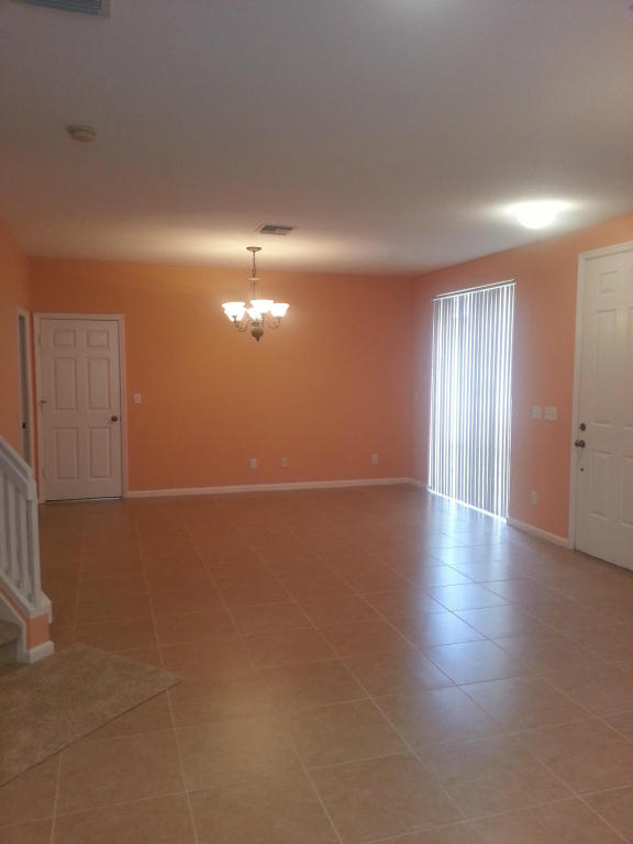 2574 SE Pineland Drive, Port Saint Lucie, FL 34952