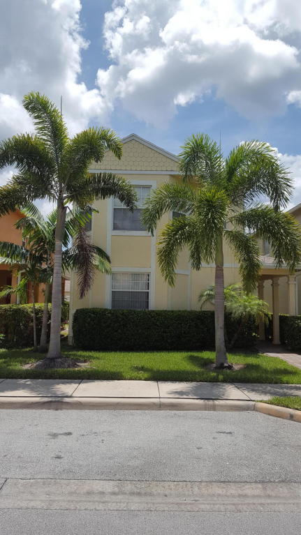 2574 SE Pineland Drive, Port Saint Lucie, FL 34952