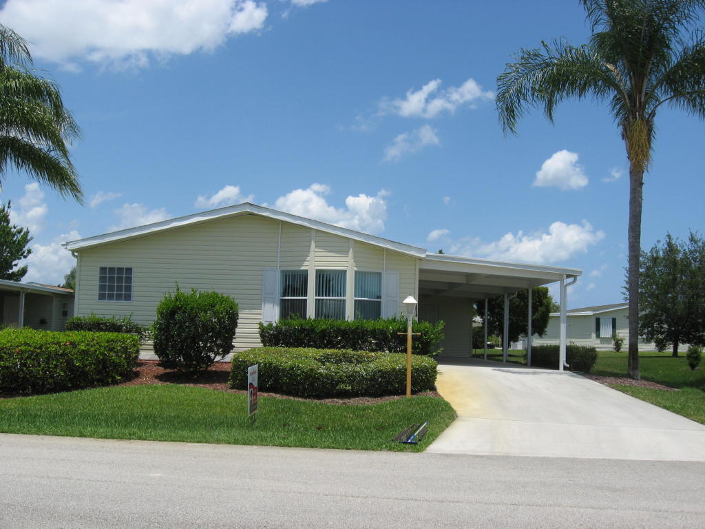2824 Nine Iron Drive, Port Saint Lucie, FL 34952
