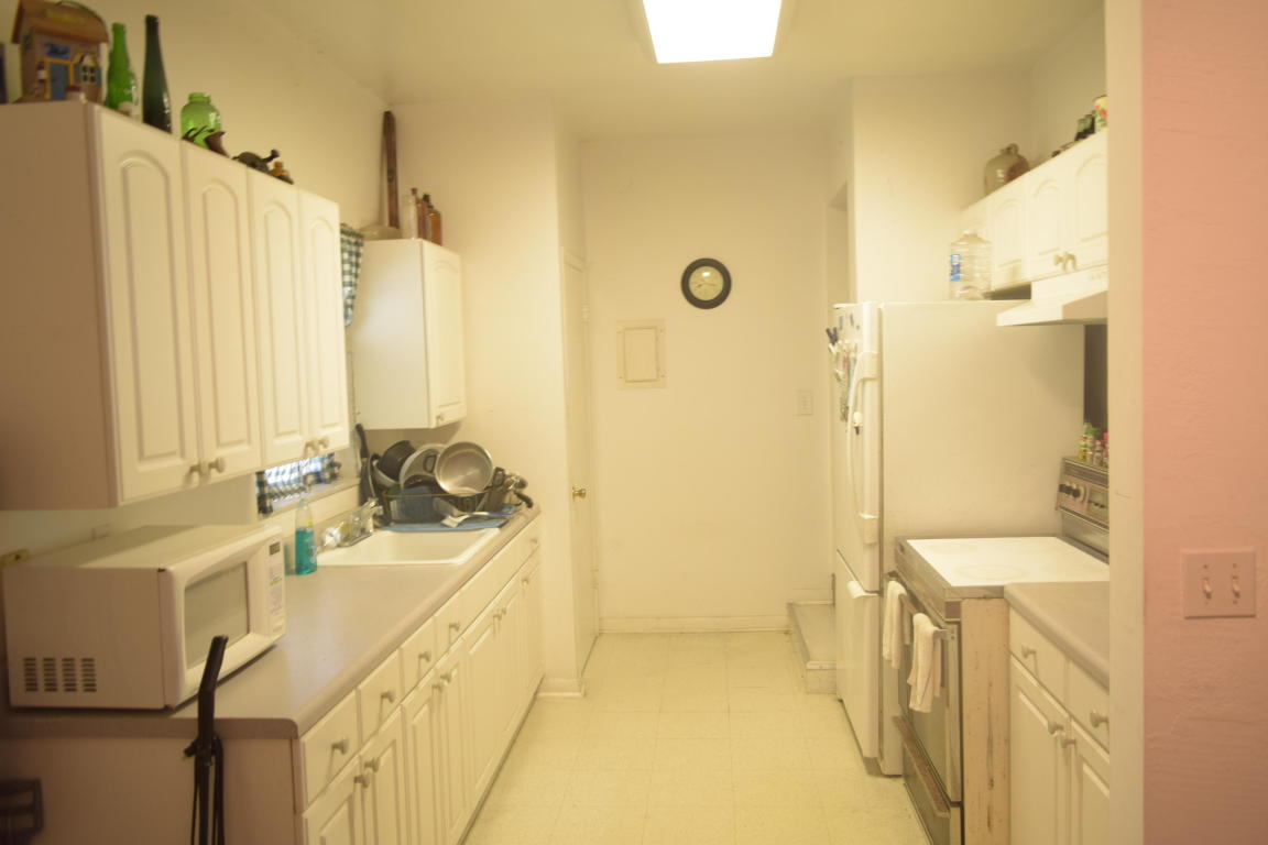213 SE Camino Street, Port Saint Lucie, FL 34952