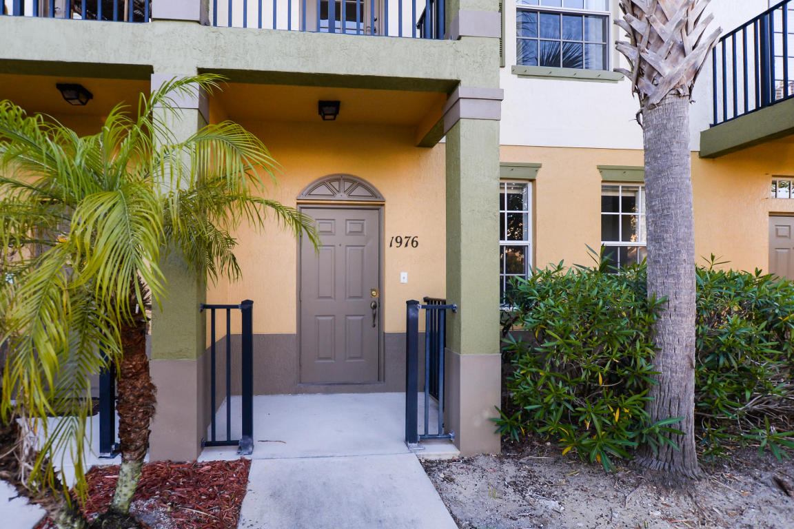 1976 SE Avon Park Drive, Port Saint Lucie, FL 34952