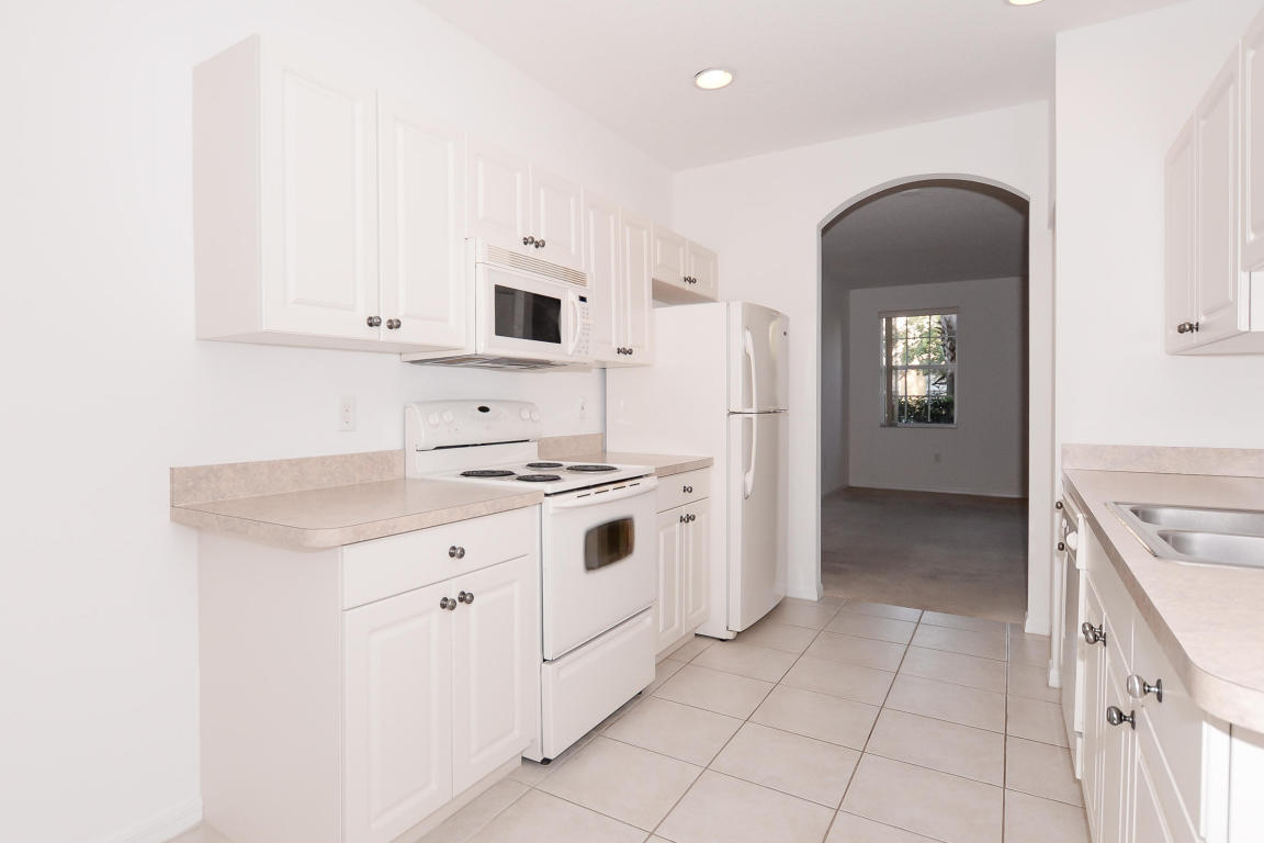1976 SE Avon Park Drive, Port Saint Lucie, FL 34952